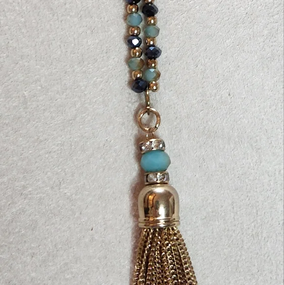 Multifaceted Crystal Tassel Lariat Necklace - Blue & Gold - Picture 6 of 8